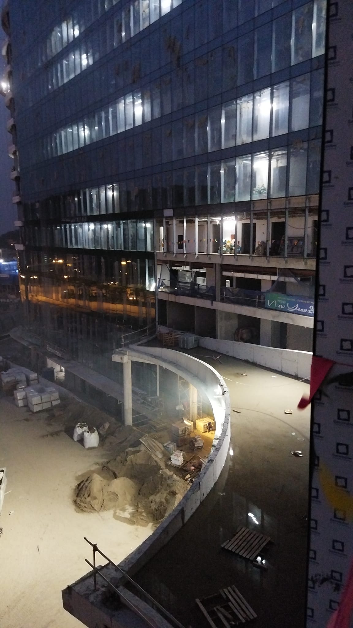 Ảnh chụp khách sạn 5* vào ban đêm